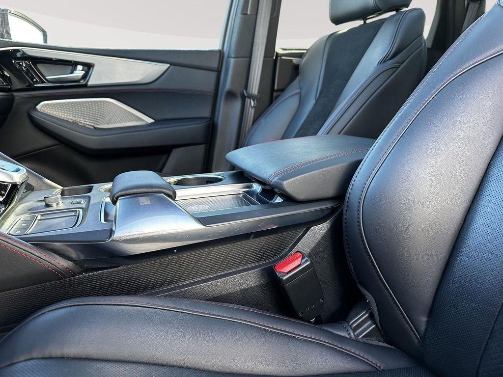used 2023 Acura MDX car, priced at $41,000