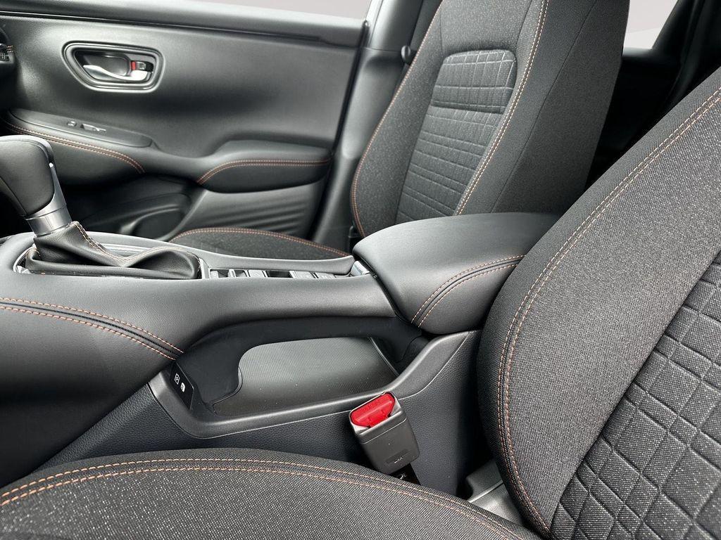 new 2027 Honda HR-V car, priced at $31,305