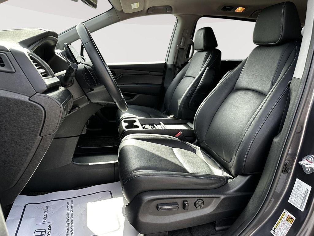 used 2024 Honda Odyssey car, priced at $38,500