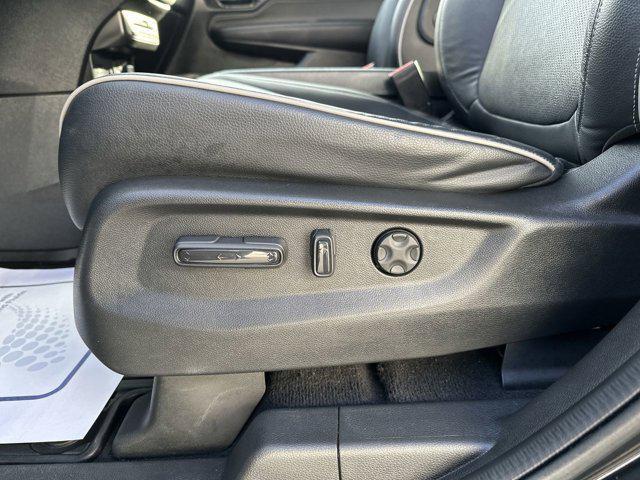 used 2024 Honda Odyssey car, priced at $40,000