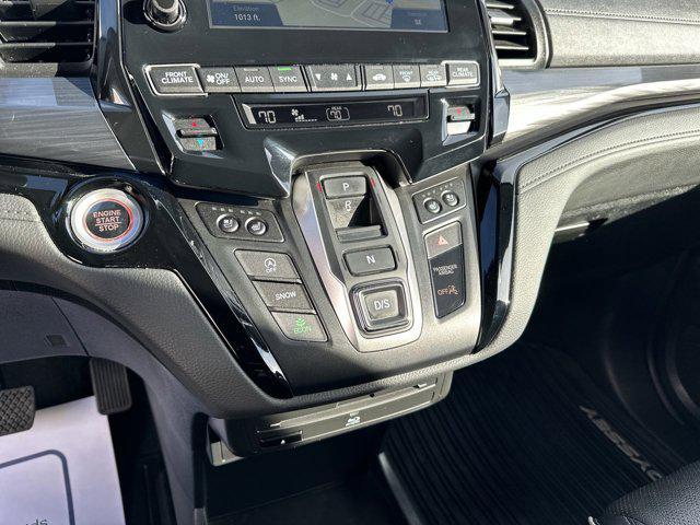 used 2024 Honda Odyssey car, priced at $40,000