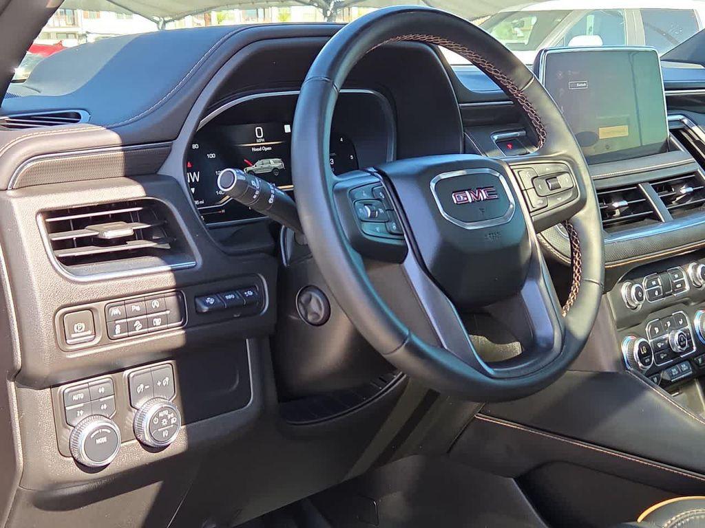 used 2023 GMC Yukon car, priced at $59,986