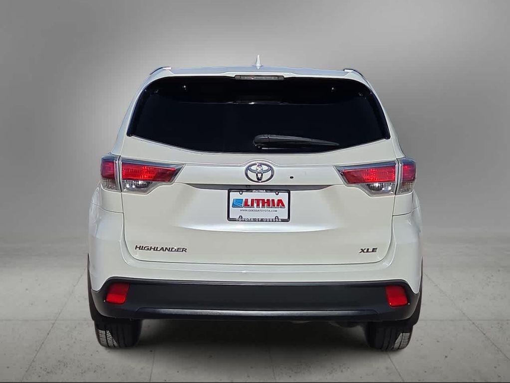 used 2014 Toyota Highlander car, priced at $16,986