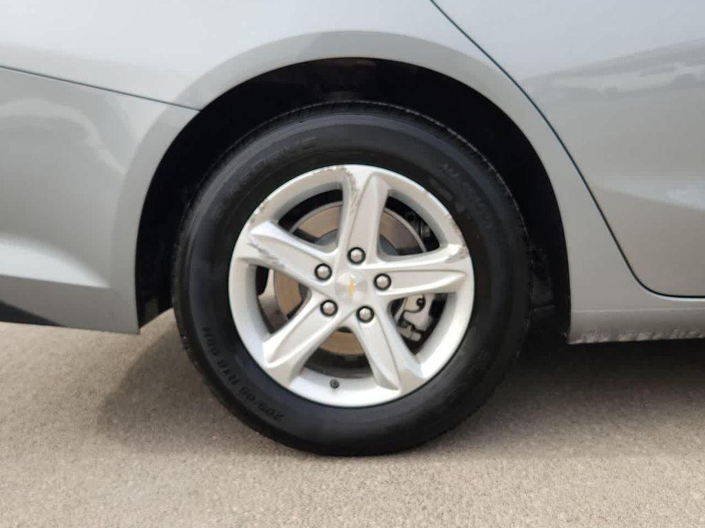 used 2024 Chevrolet Malibu car, priced at $19,986