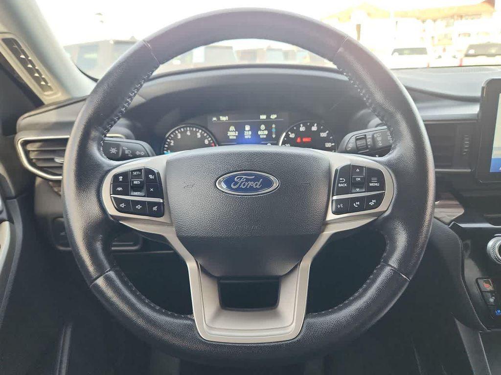 used 2022 Ford Explorer car, priced at $29,486
