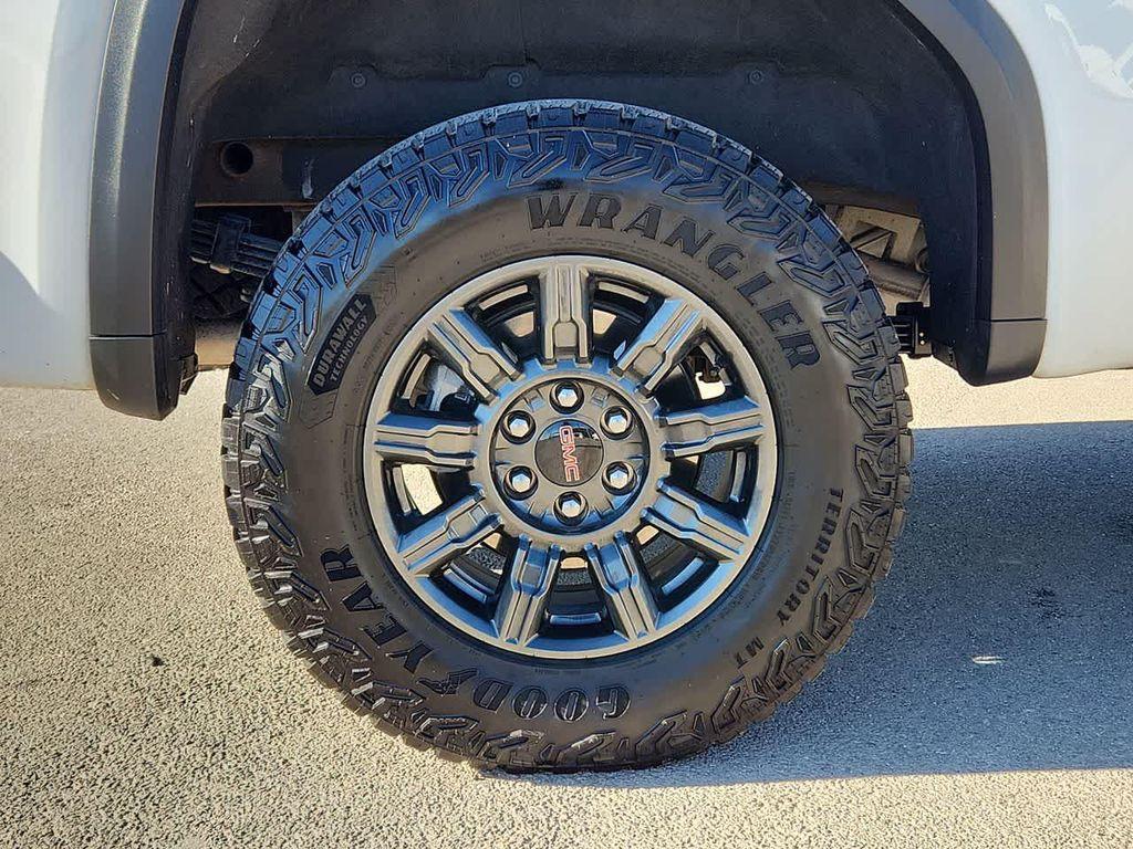 used 2024 GMC Sierra 1500 car, priced at $65,986