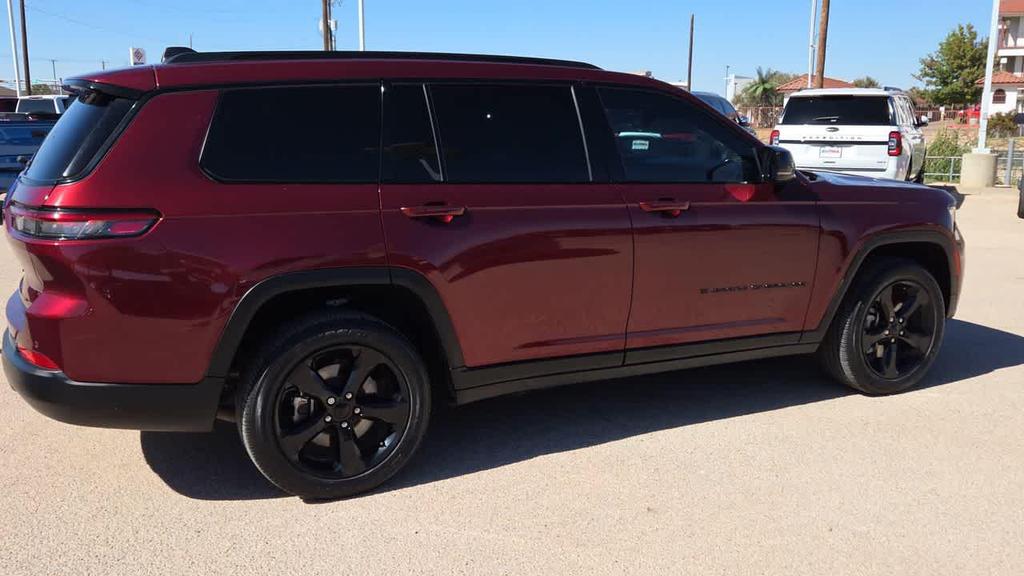 used 2022 Jeep Grand Cherokee L car, priced at $27,986