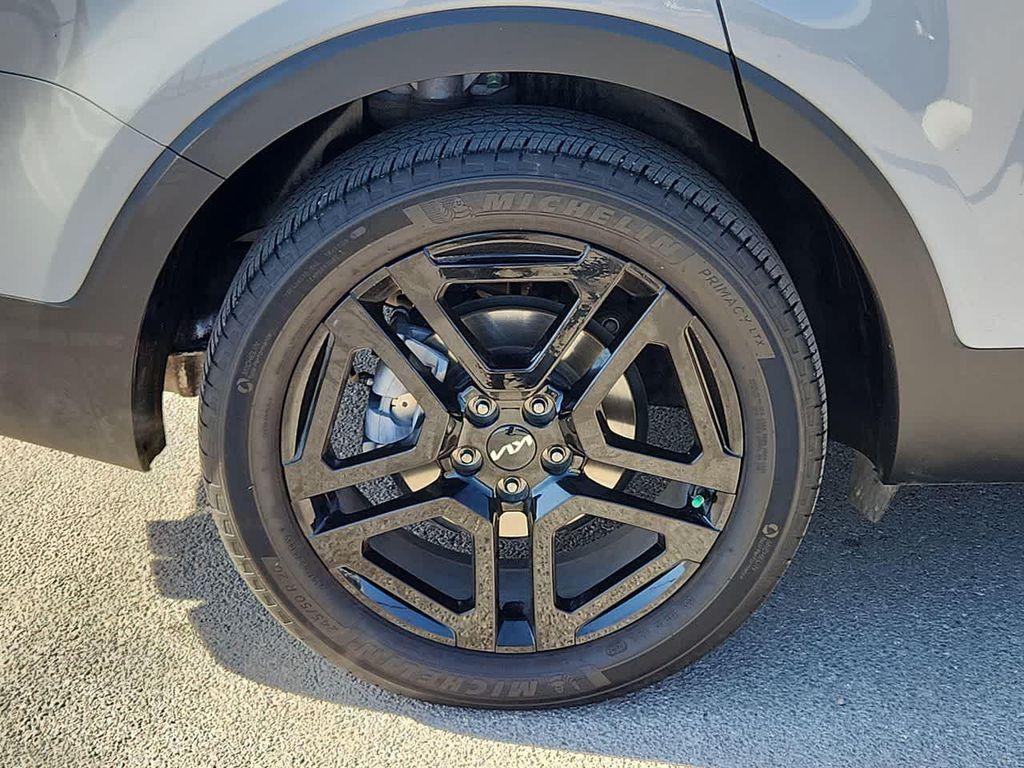 used 2024 Kia Telluride car, priced at $43,986