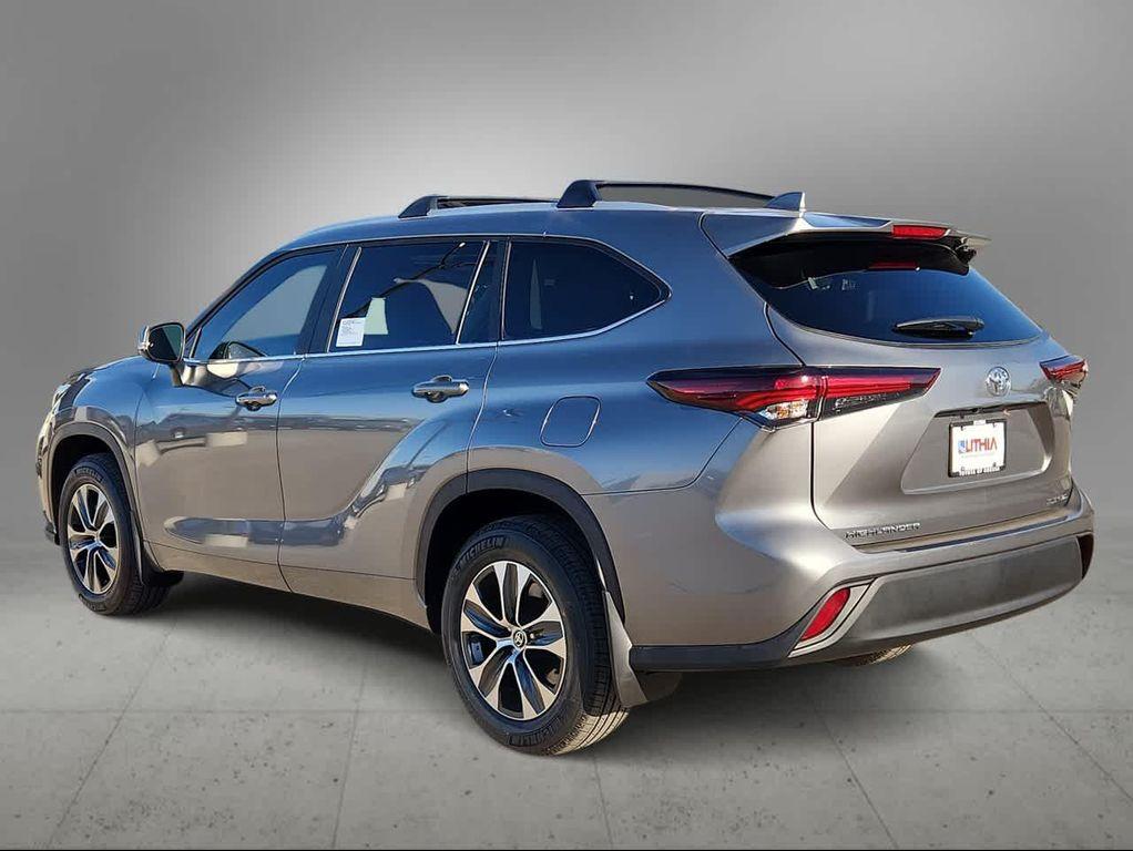 new 2026 Toyota Highlander car, priced at $50,952