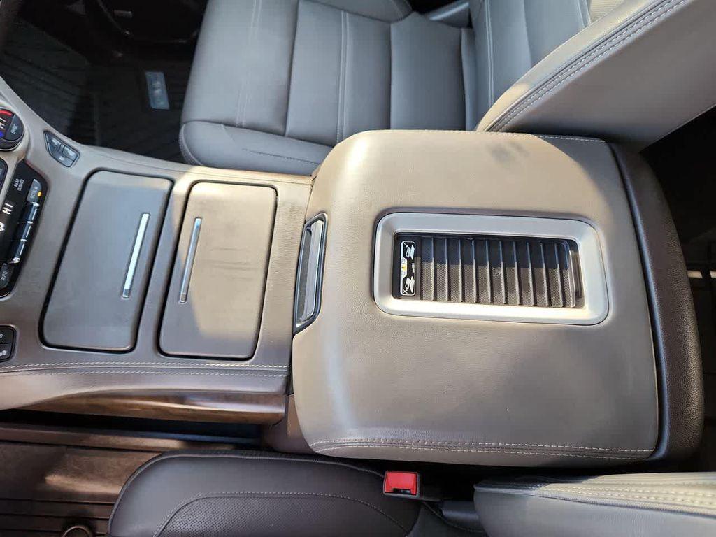 used 2018 GMC Yukon car, priced at $32,986