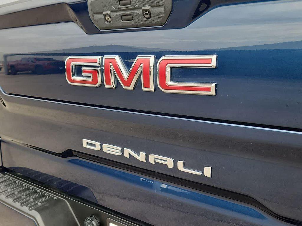 used 2021 GMC Sierra 1500 car, priced at $37,986