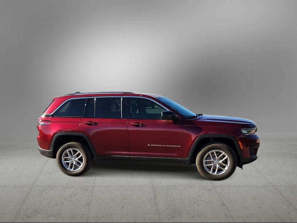 used 2024 Jeep Grand Cherokee car, priced at $27,986