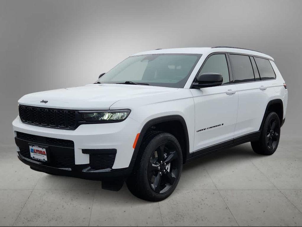 used 2025 Jeep Grand Cherokee L car, priced at $37,986