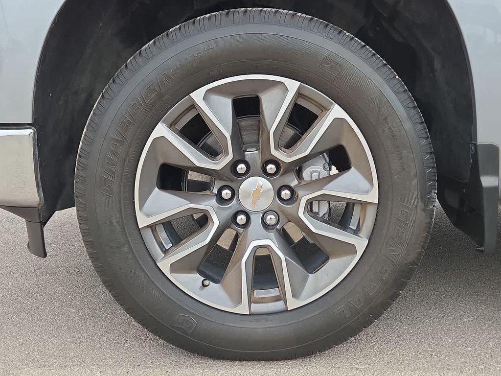 used 2024 Chevrolet Silverado 1500 car, priced at $37,986
