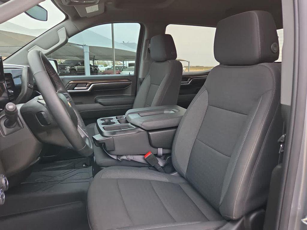 used 2024 Chevrolet Silverado 1500 car, priced at $37,986