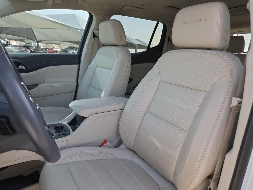 used 2020 GMC Acadia car, priced at $33,986