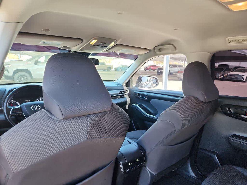 used 2020 Toyota Highlander car, priced at $23,986