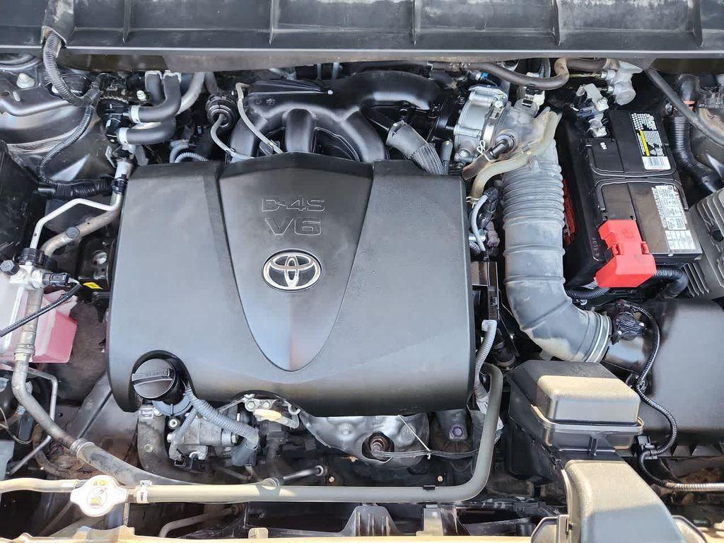 used 2020 Toyota Highlander car, priced at $23,986