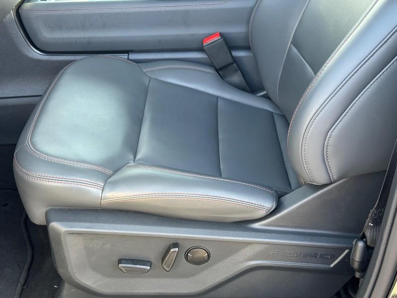 used 2025 Ford Expedition car, priced at $59,995