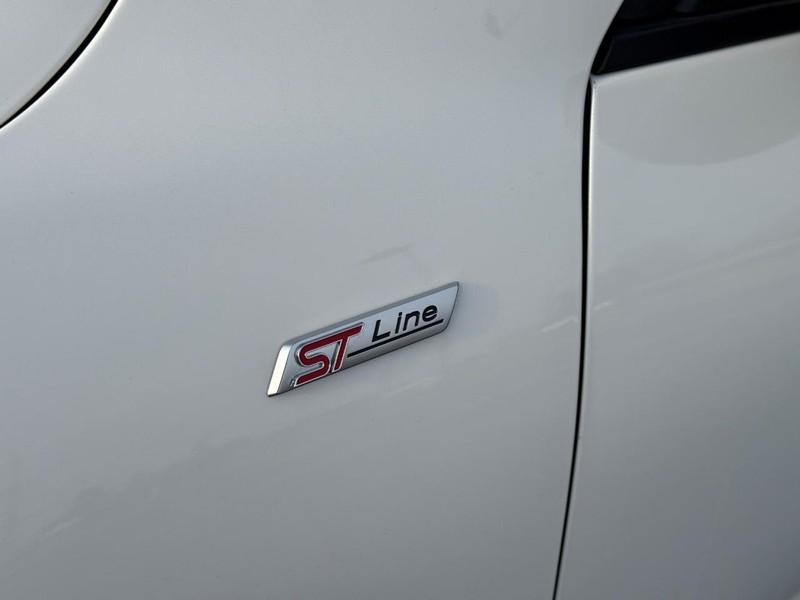 used 2023 Ford Escape car, priced at $23,995