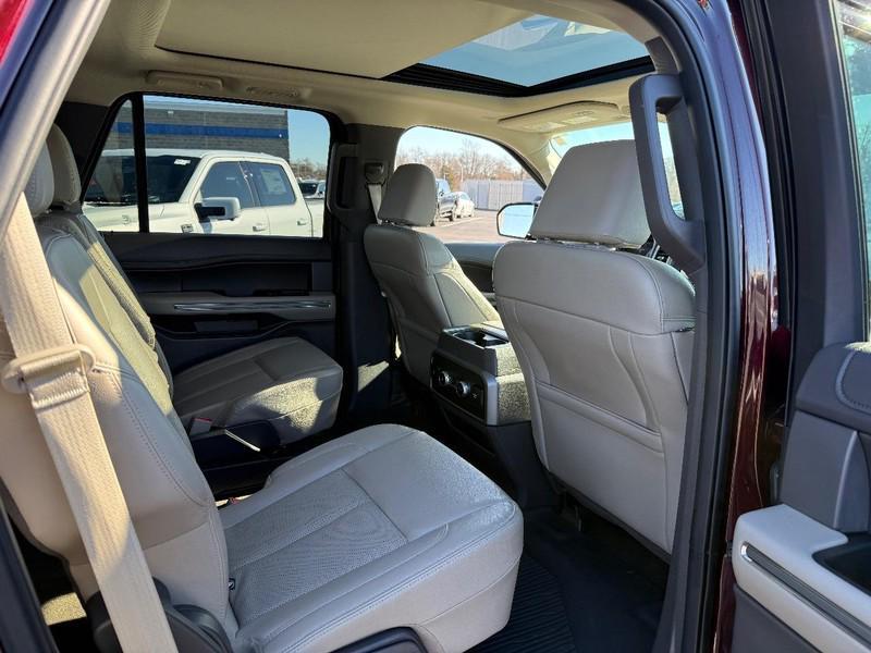 used 2021 Ford Expedition car, priced at $28,495