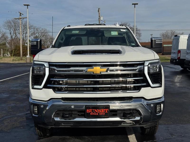 used 2025 Chevrolet Silverado 3500 car, priced at $63,995