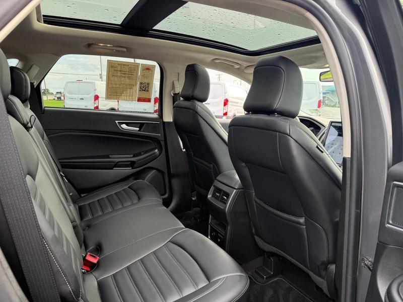 used 2024 Ford Edge car, priced at $26,995
