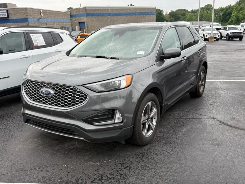 used 2024 Ford Edge car, priced at $27,995