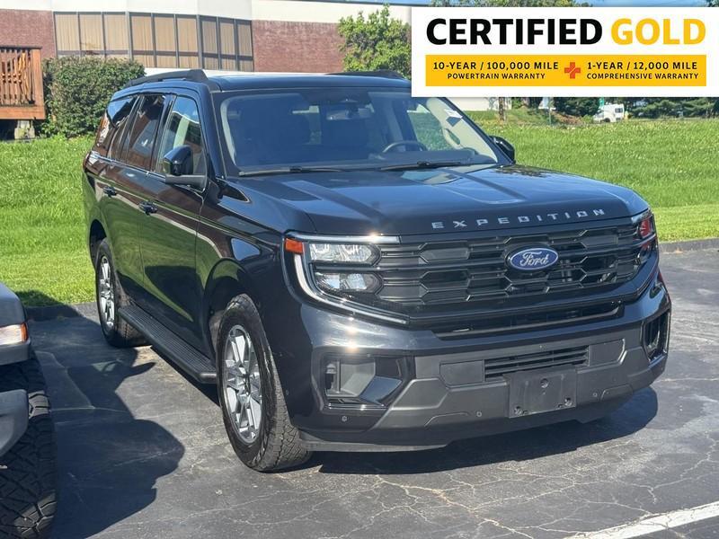 used 2025 Ford Expedition car, priced at $56,995