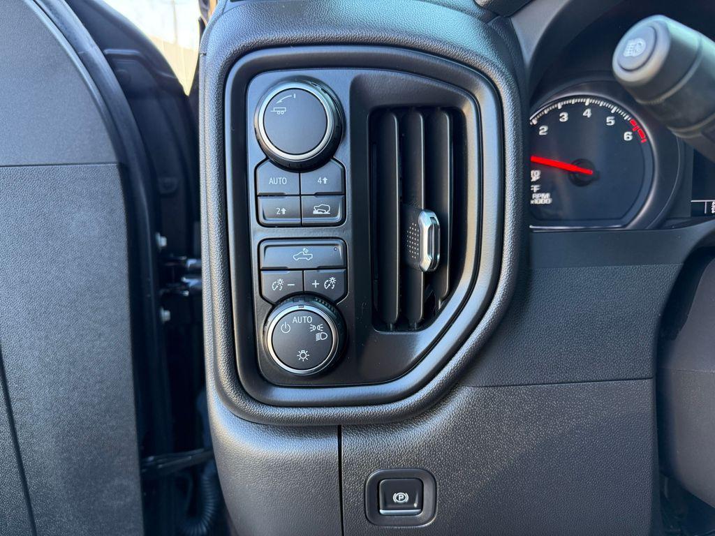 used 2022 Chevrolet Silverado 1500 car, priced at $27,988