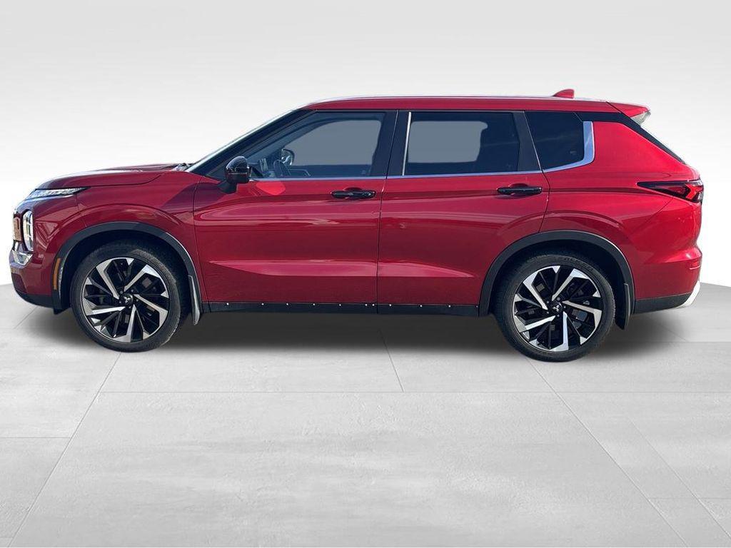 used 2022 Mitsubishi Outlander car, priced at $19,988