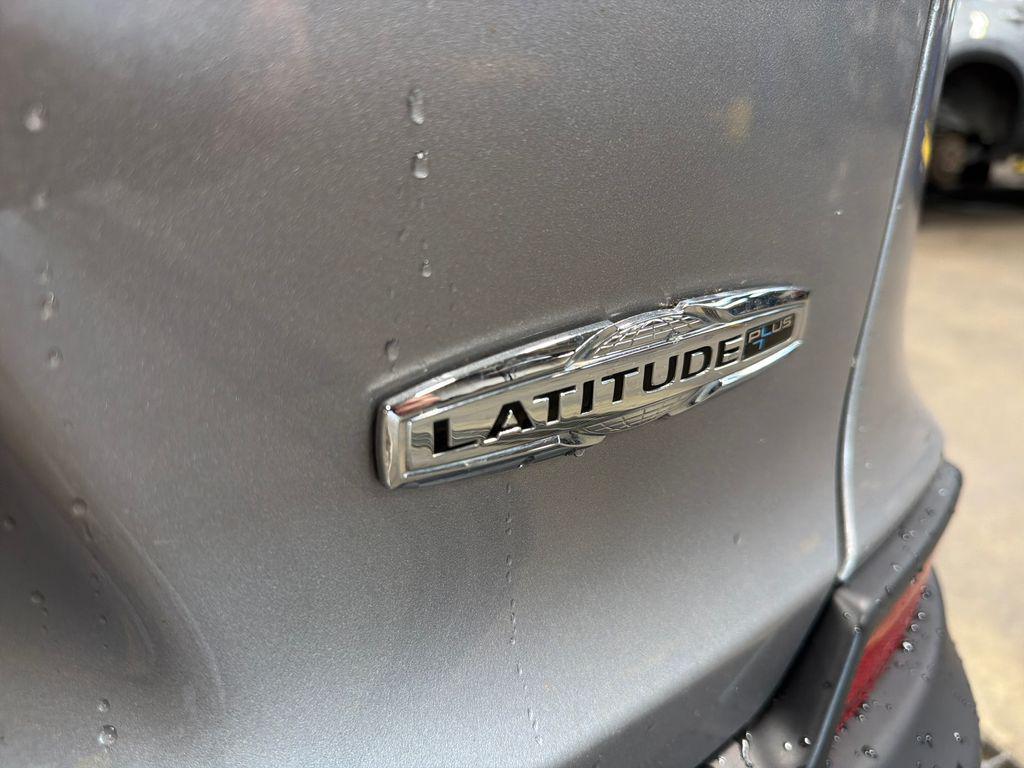used 2020 Jeep Cherokee car, priced at $12,799