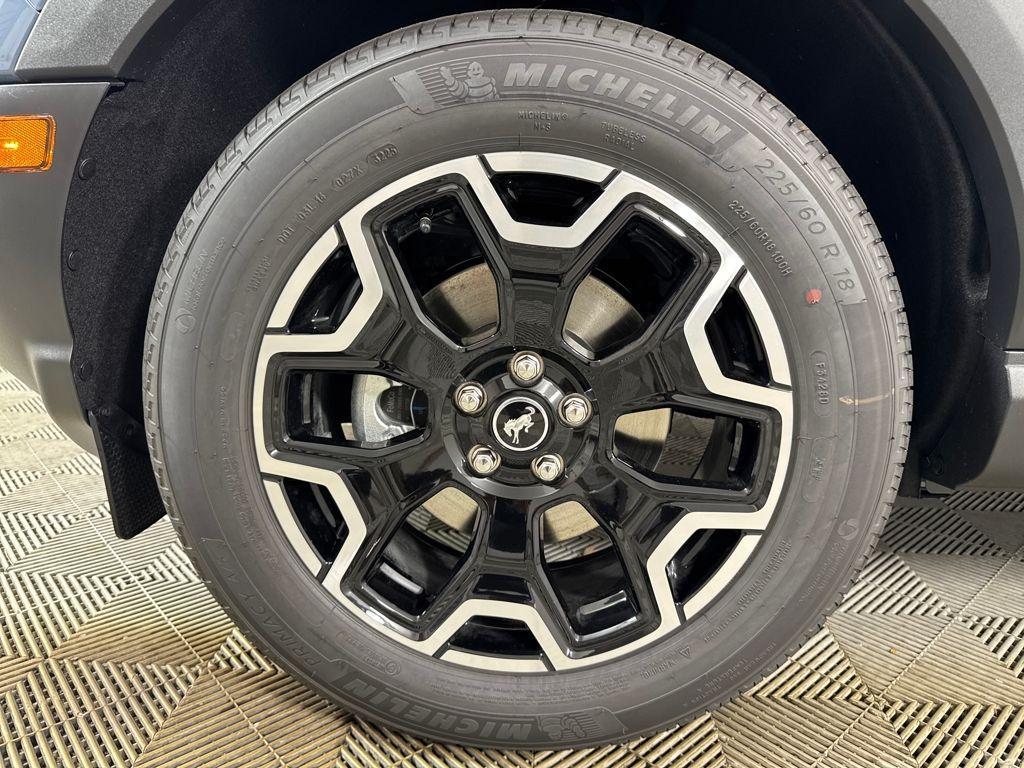 new 2025 Ford Bronco Sport car, priced at $35,588