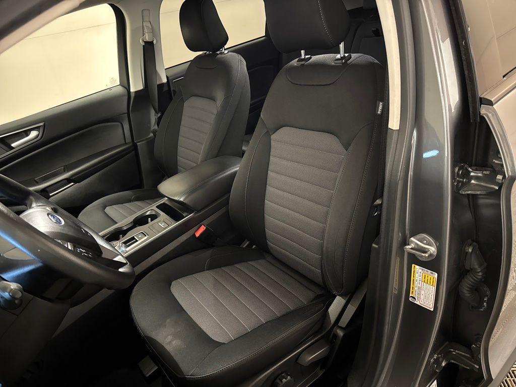 used 2023 Ford Edge car, priced at $18,000