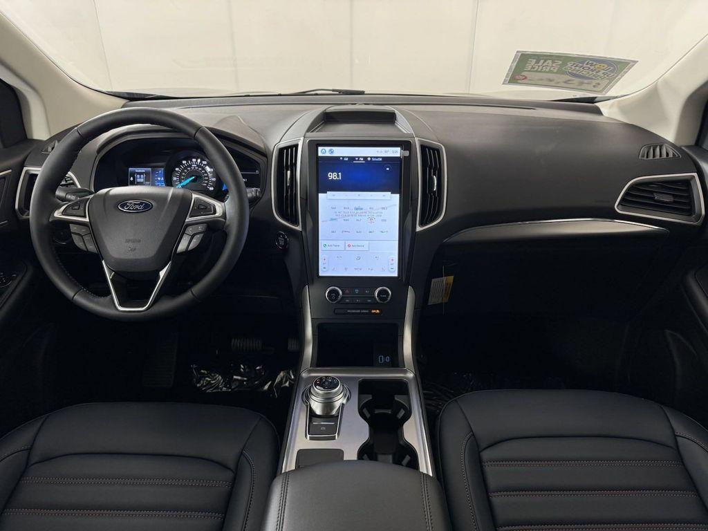 new 2024 Ford Edge car, priced at $36,305