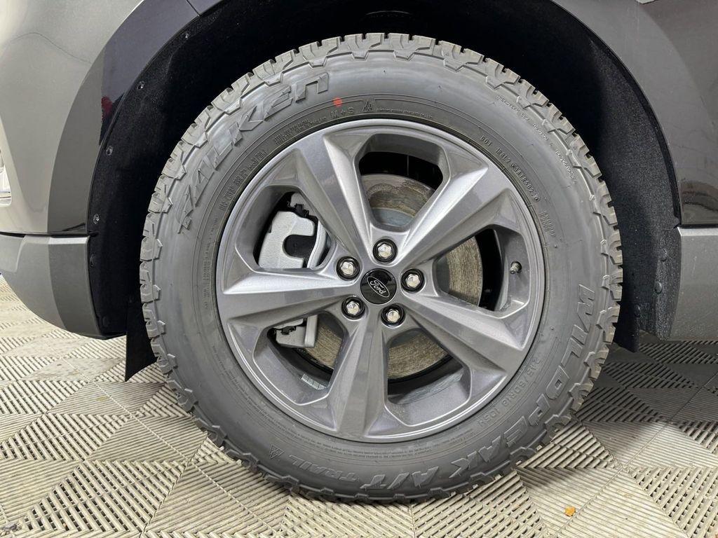 new 2024 Ford Edge car, priced at $36,305