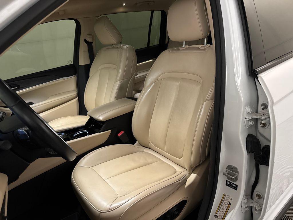 used 2021 Jeep Grand Cherokee L car, priced at $26,900