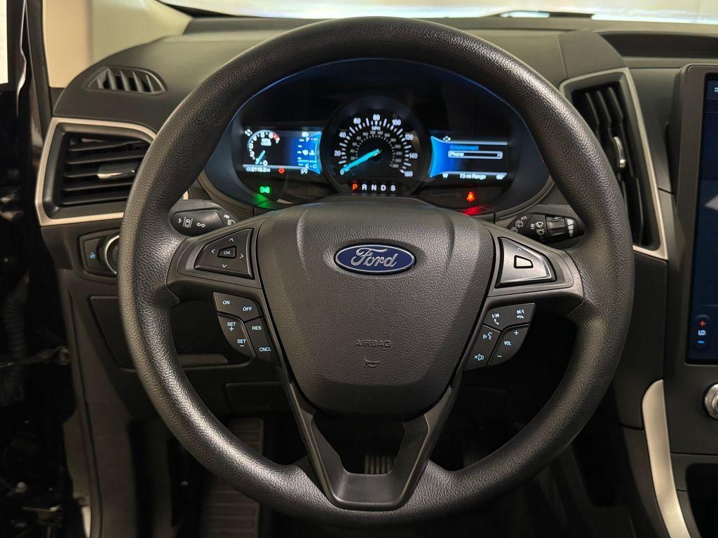 new 2024 Ford Edge car, priced at $30,855