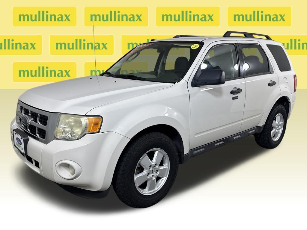 used 2009 Ford Escape car, priced at $5,900