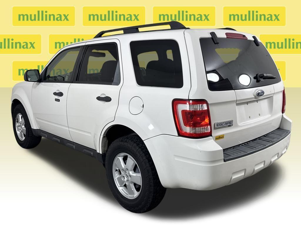 used 2009 Ford Escape car, priced at $5,900