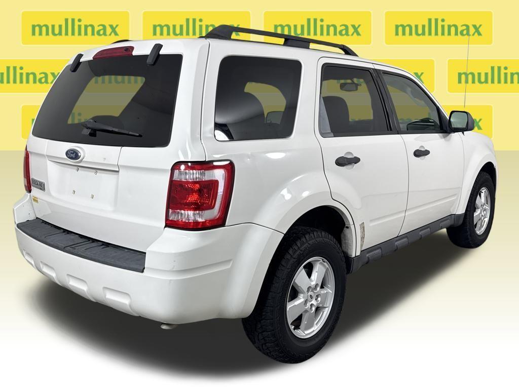 used 2009 Ford Escape car, priced at $5,900