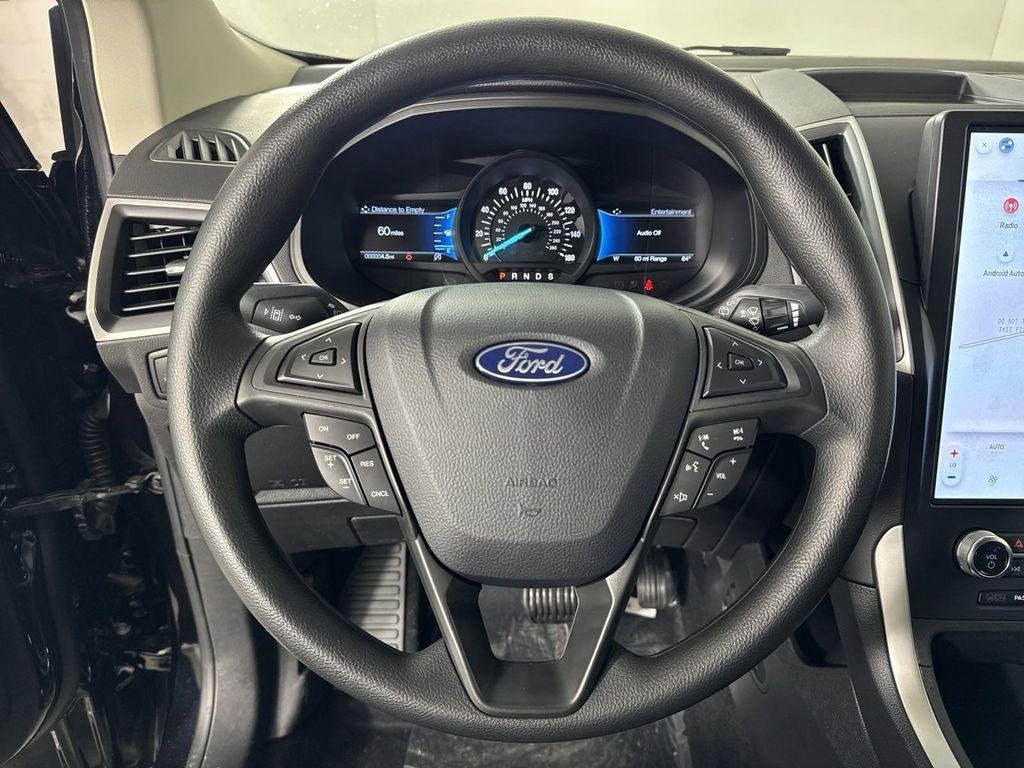 new 2024 Ford Edge car, priced at $32,355