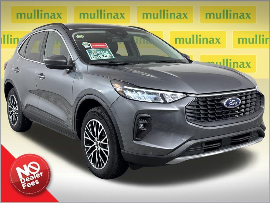 new 2025 Ford Escape car, priced at $28,895