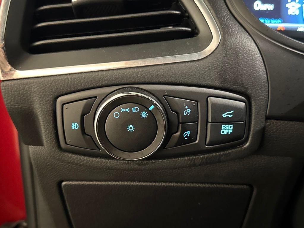 used 2024 Ford Edge car, priced at $33,900