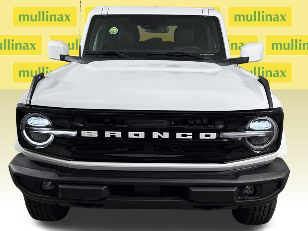 new 2025 Ford Bronco car, priced at $48,419