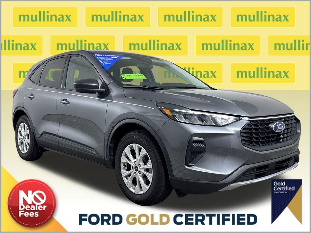 used 2025 Ford Escape car, priced at $22,901