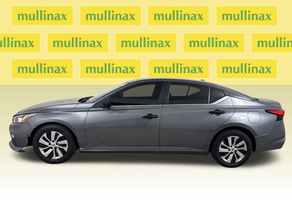 used 2019 Nissan Altima car, priced at $7,900