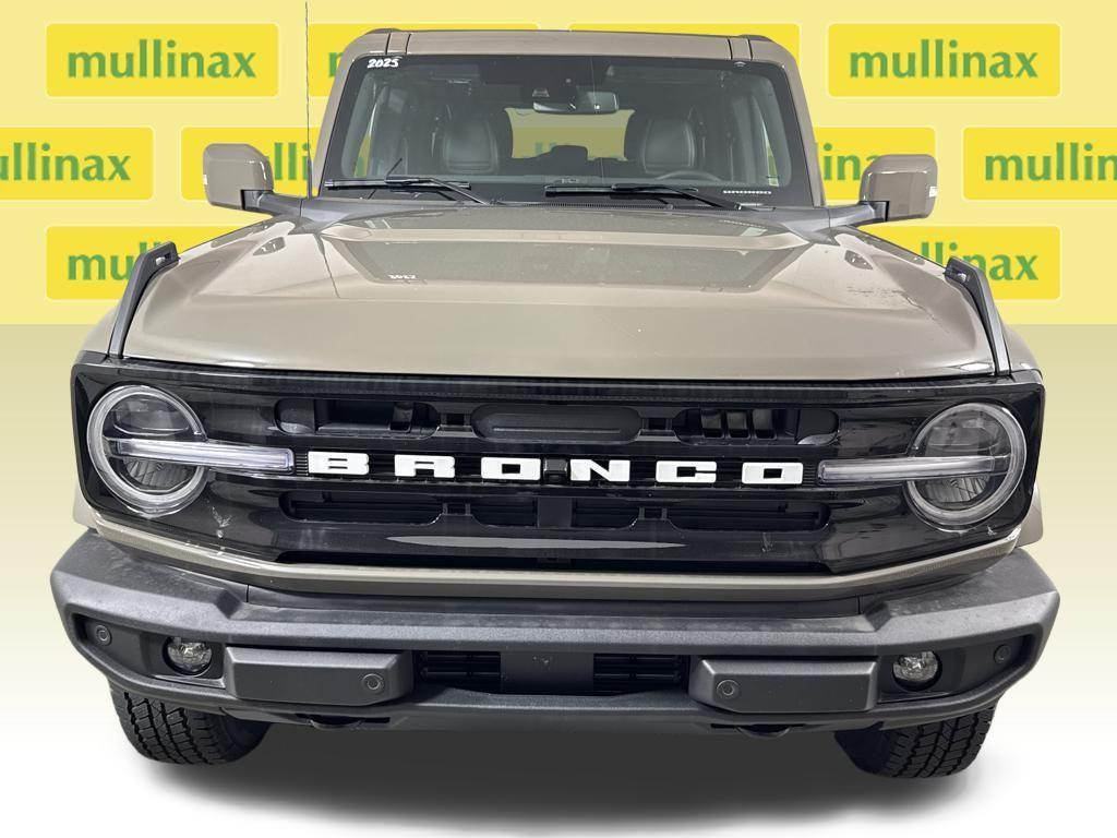 new 2025 Ford Bronco car, priced at $49,166