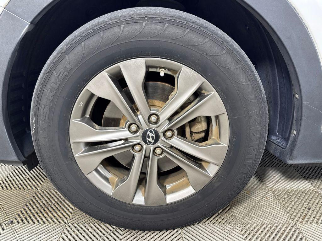 used 2014 Hyundai Santa Fe Sport car, priced at $8,500