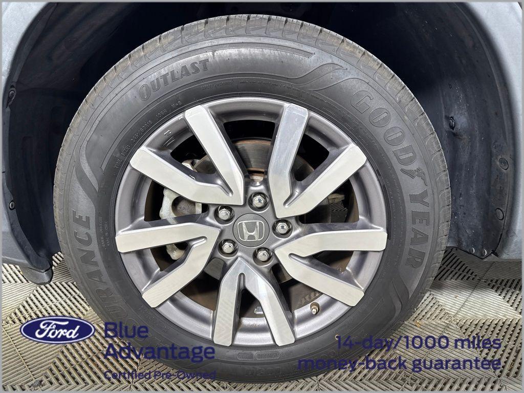 used 2020 Honda Pilot car, priced at $17,500